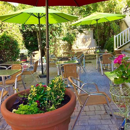 Hostellerie Du Prieure Saint-Prix  Esterno foto