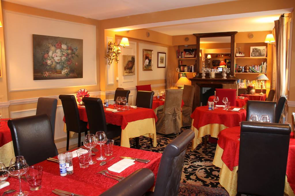 Hostellerie Du Prieure Saint-Prix  Esterno foto