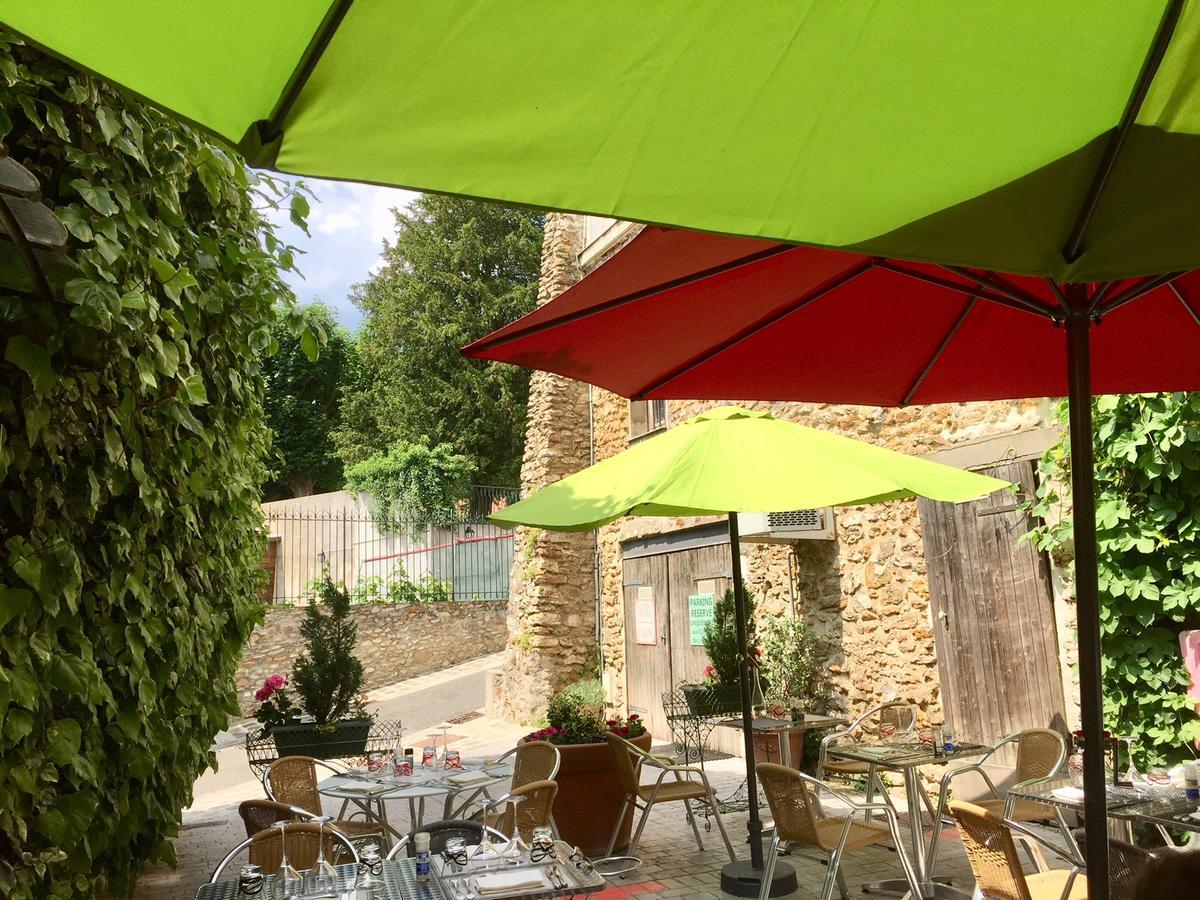 Hostellerie Du Prieure Saint-Prix  Esterno foto