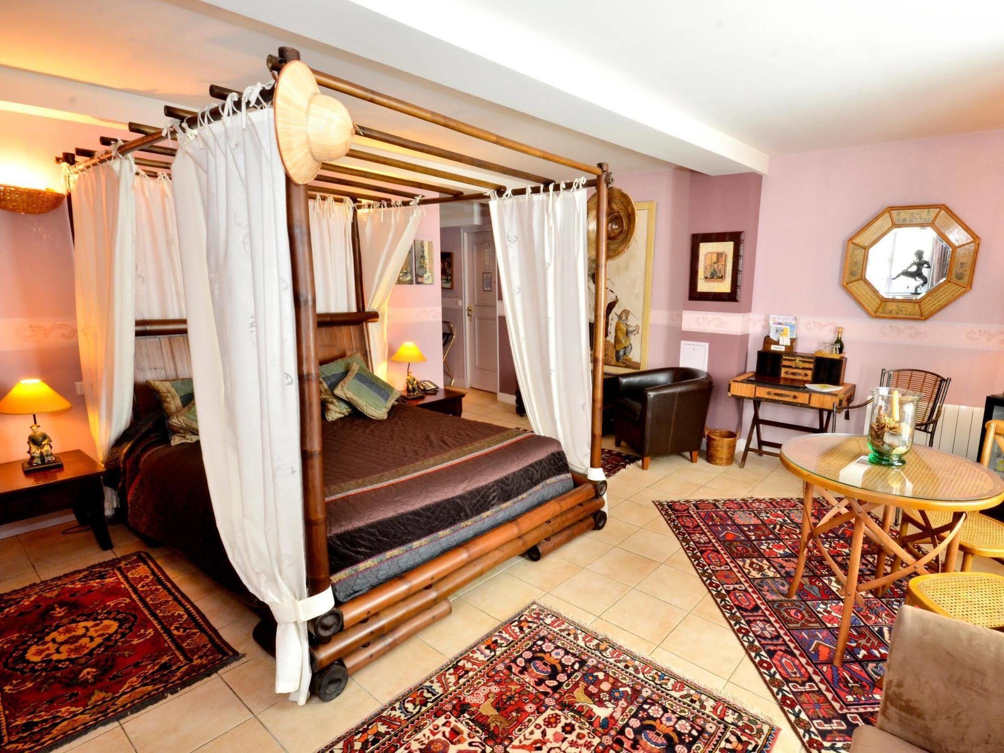 Hostellerie Du Prieure Saint-Prix  Esterno foto