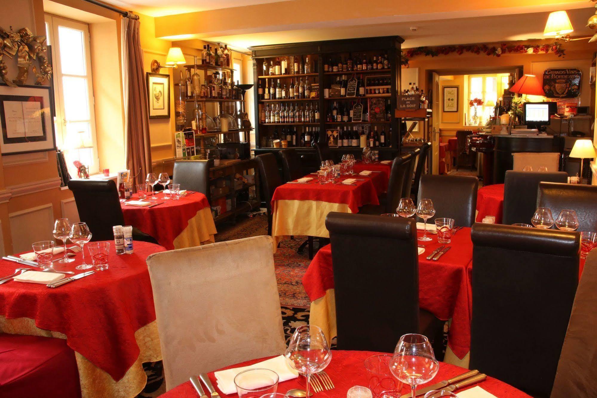 Hostellerie Du Prieure Saint-Prix  Esterno foto